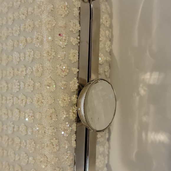 Sequin Clutch with Detachable Chain - Picture 5 of 10